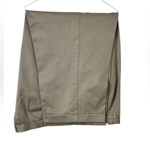 Brand Gary Player Mens Dress Casual Slacks Size 52”X 27 1/2 Inches.